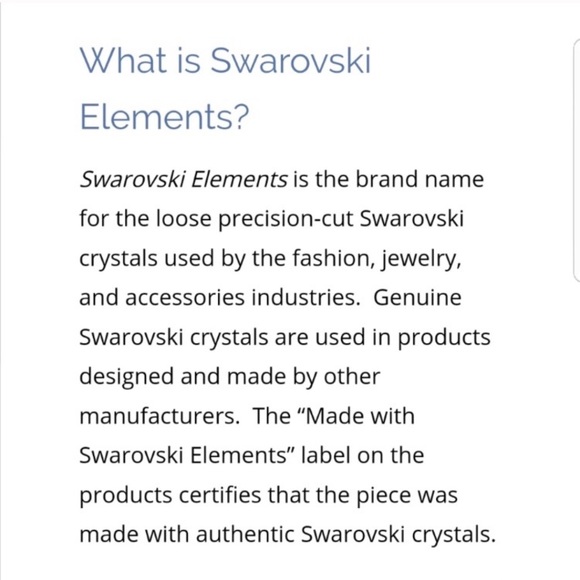 (Last 1) Red Four Heart Clover necklace with crystal elements - Picture 6 of 9